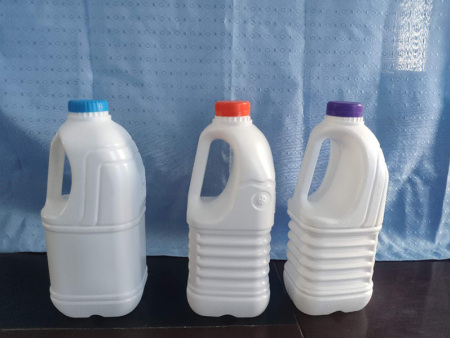嘉峪关塑料瓶厂家电话-兰州价格划算的兰州塑料瓶批售